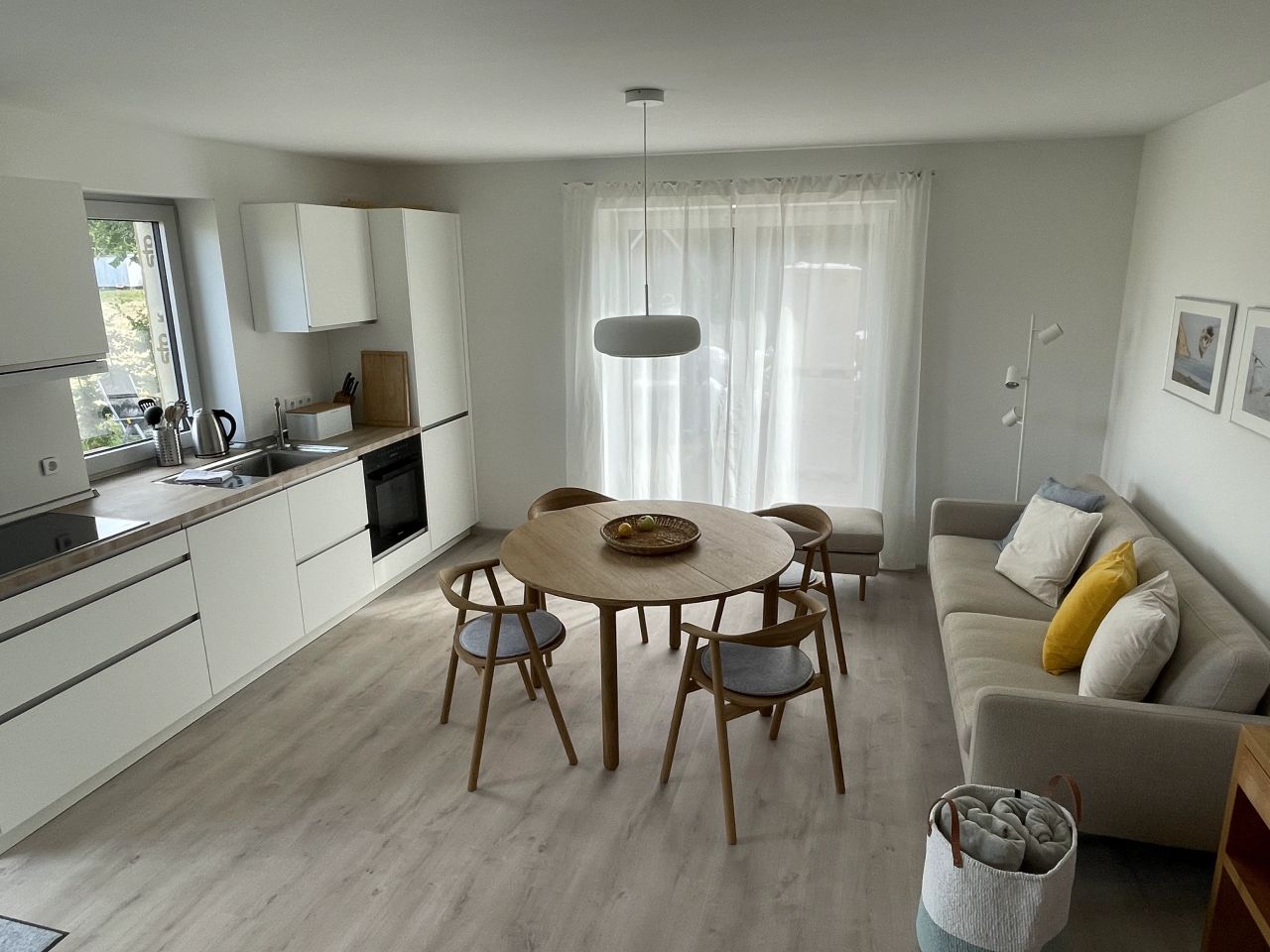 Ferienwohnung Nordost - Wohnzimmer Küche Ferienwohnung Nordost - Wohnzimmer Küche